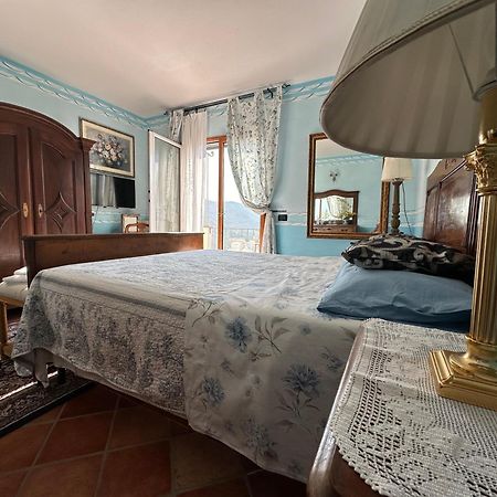 Villa Anna Torria Bagian luar foto